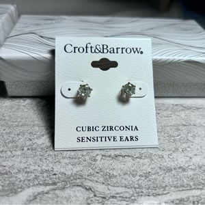 NWT Cubic Zirconia Stud Earrings for Sensitive Ears